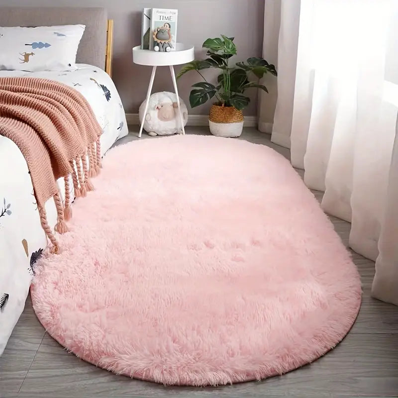 Plush Oval Area Rug for Bedroom and Living Room - Soft Polyester