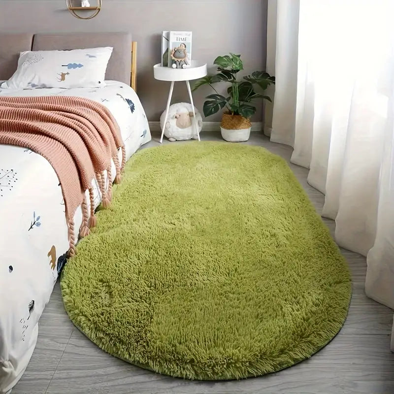 Plush Oval Area Rug for Bedroom and Living Room - Soft Polyester