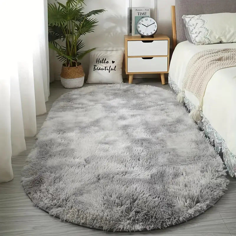 Plush Oval Area Rug for Bedroom and Living Room - Soft Polyester