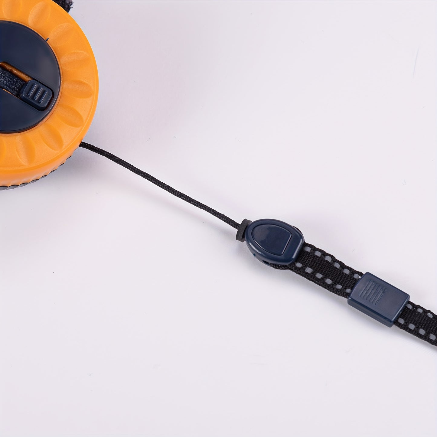 1pc Automatic Retractable Dog Leash for Medium to Large Pets