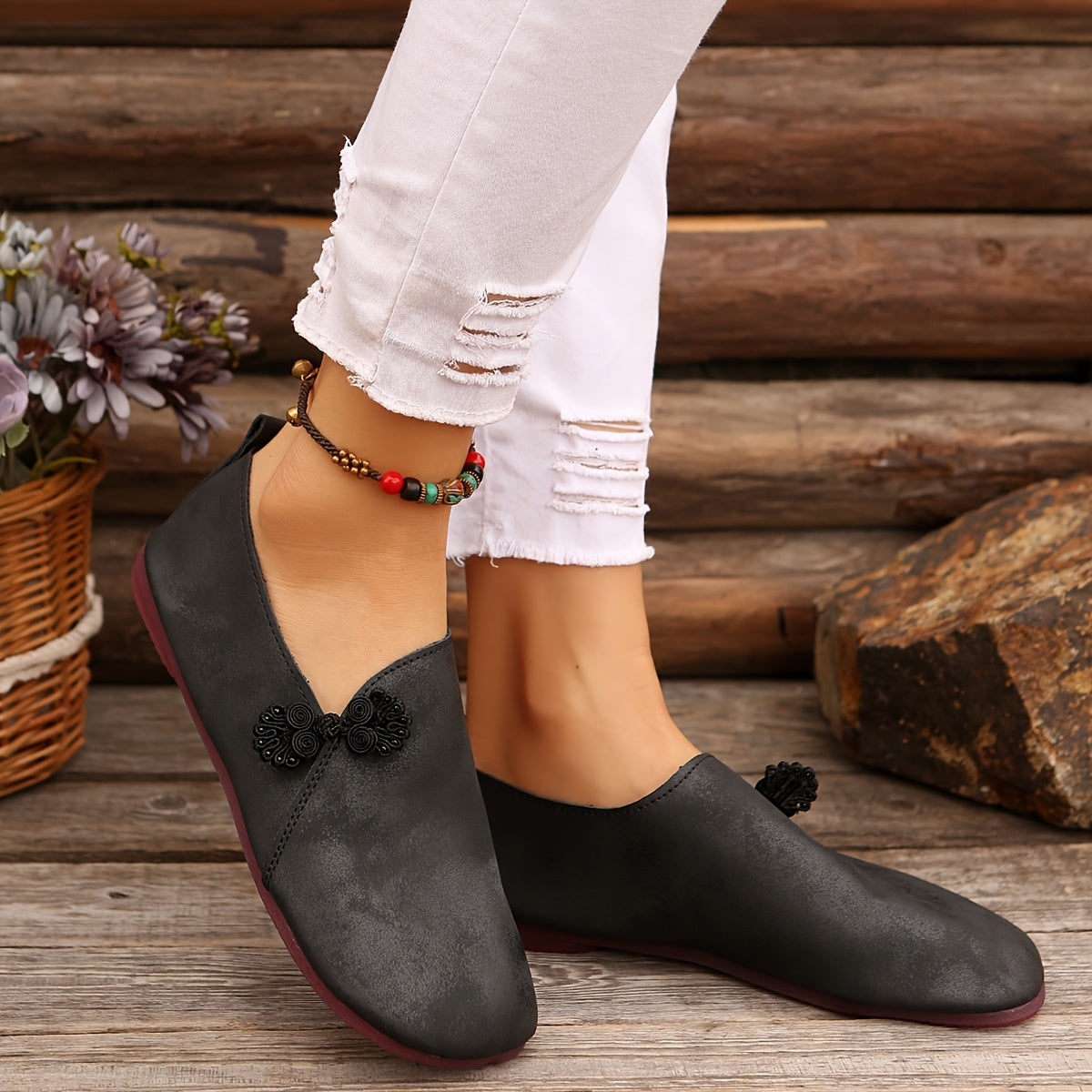 Women'S Fashionable Flower-Embroidered Slip-On Flats