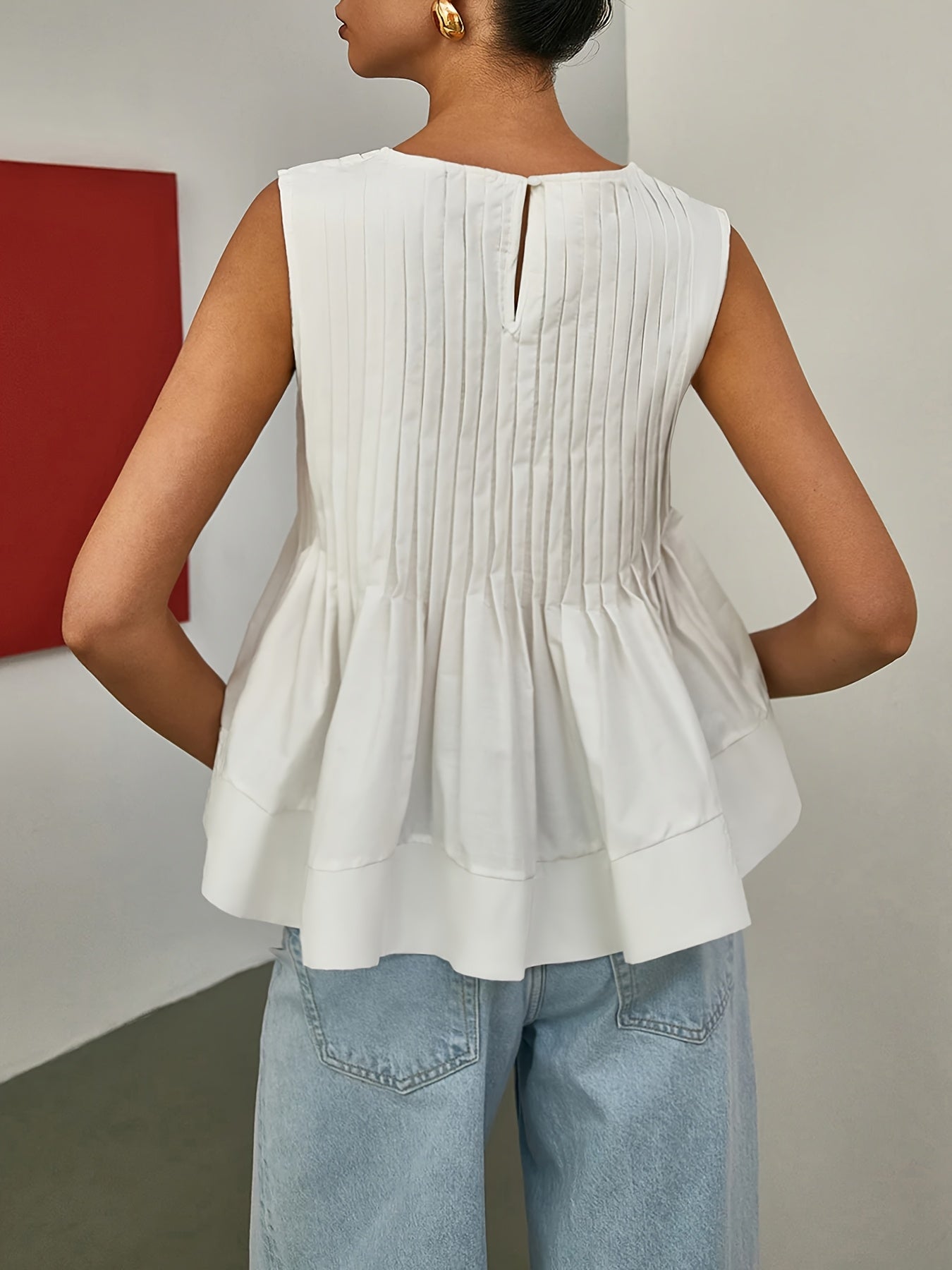 Women's Elegant Pleated Sleeveless Blouse