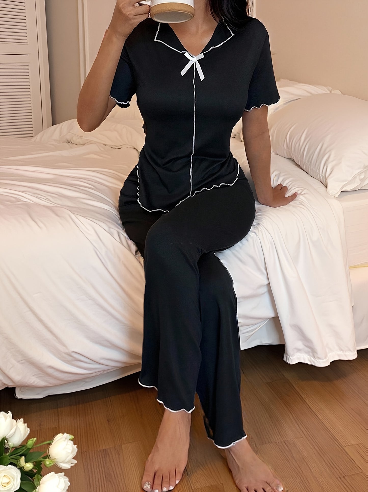 Women's Solid Color Lapel Short Sleeve Top and Pants Pajama Set