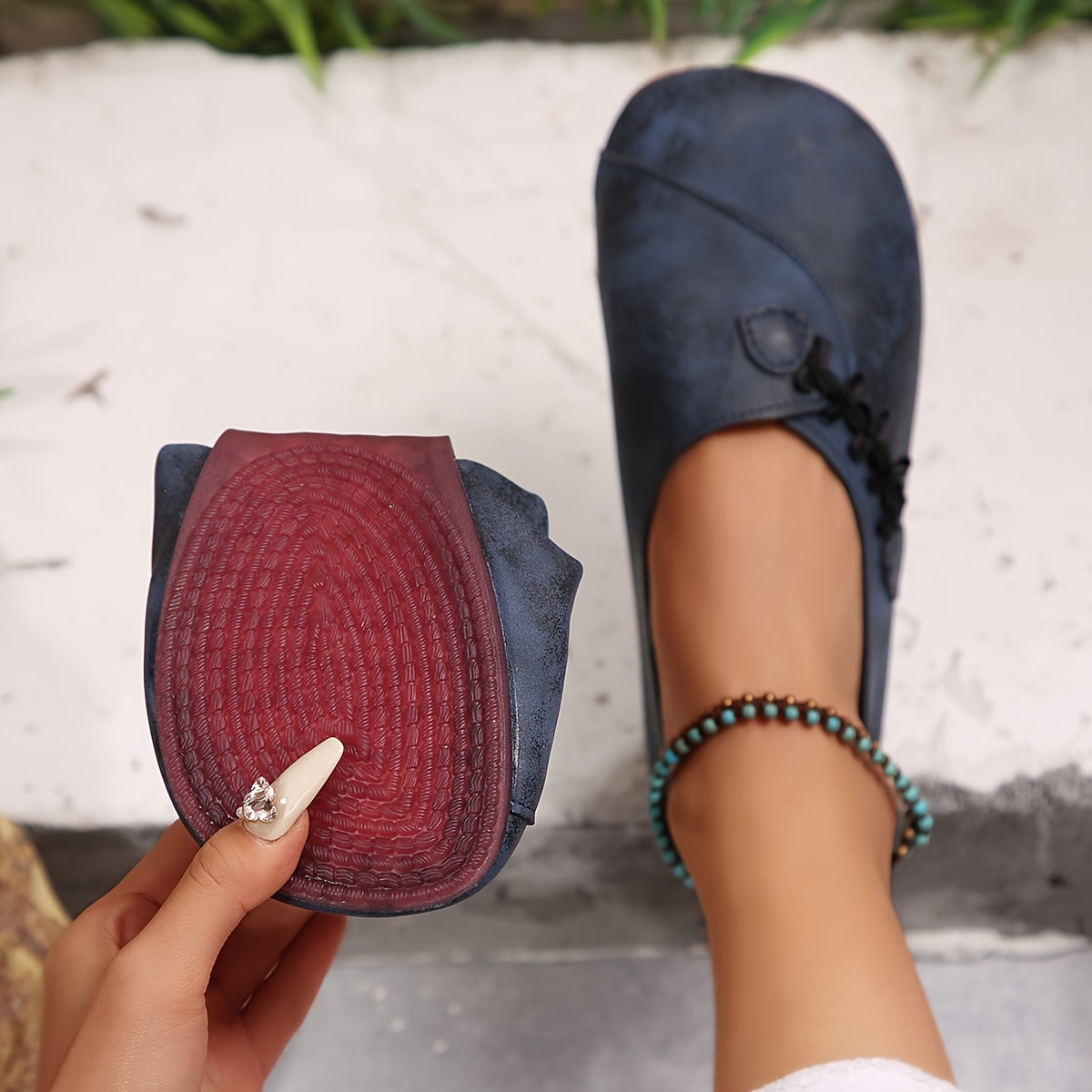 Women'S Fashionable Flower-Embroidered Slip-On Flats